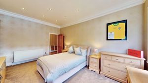 Photo 26- click for photo gallery